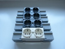 Vier Steckdosen L6400 für Thealitkanal - Hager Thealit