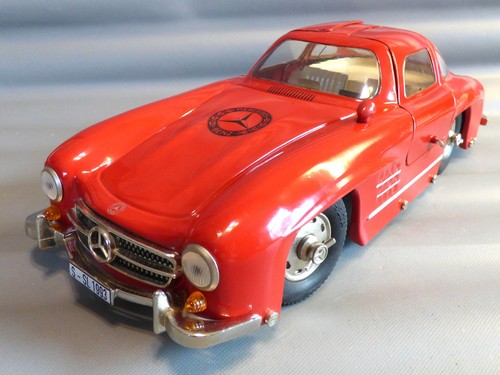 Nice clean marklin mercedes - nice,