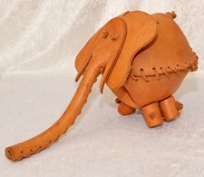 Ausgefallene und große Spardose Echt Leder Handarbeit ELEFANT