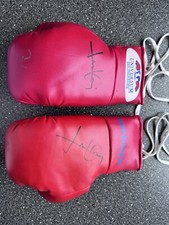 Boxhandschuhe handsigniert Luan Krasniqi