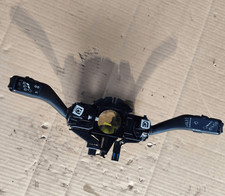 Unterstützt Lenkradfernbedienung mit Wischer-...  VOLKSWAGEN TOURAN (1T) 2.0 TDI