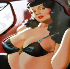 MISS BEHAVIN' = Stark geprägtes Blechschild USA um 2015 MAKELLOS ovp PIN UP KULT