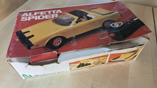 Vintage spielzeug auto alfetta - vintage,