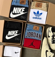 ✅Vintage Kleiderbox 10 Teile