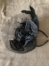 Fascinator Schwarz Hut Haarreifen Haarschmuck Hochzeit Mottoparty Krimidinner Ne