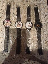 Mickey Mouse Armbanduhr 5 verschiedene Modelle NEU