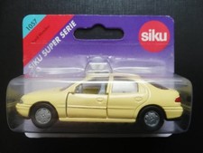 SIKU 1057 Ford Mondeo gelb mit Verkehrsschild Baustelle in Verpackung OVP
