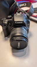 Canon EOS 1100D / EOS Rebel T3 12.2MP Digitalkamera - Schwarz (Kit mit EF-S...