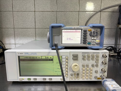 Agilent e4425 signal - hp, b