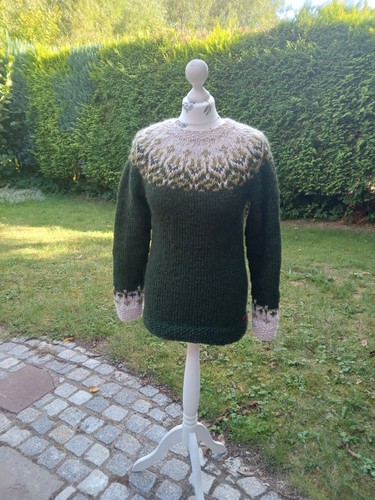 Islandpullover handgestrickt