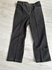 Weite Hose und Oberteil von