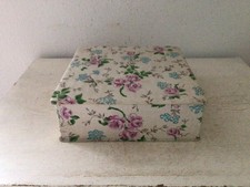 alte Stoffschachtel Shabby Frankreich Vintage Landhaus Rosenmotiv Brocante Deko