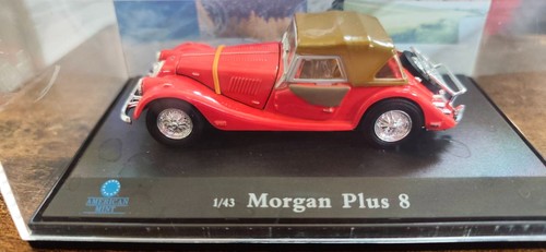 Morgan plus 1980 - 8,, rot,