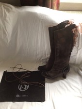 Neosens braune viktorianische