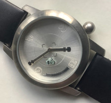 BESONDERE ARMBANDUHR PHOTOGRAPH FOTO WATCH KAMERA STATIV FILIGRAN - AKTEO NOME-