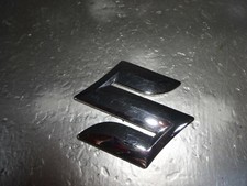 Suzuki Swift AZ Emblem Zeichen Heckklappe