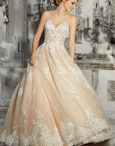 Luftiges spitze brautkleid - luftiges,