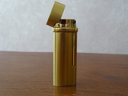 Yves saint laurent - yves, paris