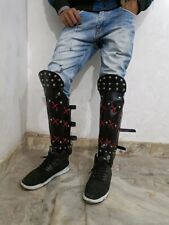 Samurai-Leder-Beinschutz