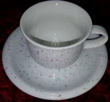 ARZBERG Form 8700 DAILY COLORI Points neuwertg  Tasse mit Untertasse 2 tlg.