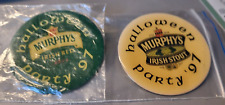 2 Große Murphy´s Irish Stout/Red Irland Bier Pin Button Anstecknadel aus Metall