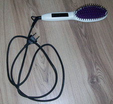 Weiße Glättbürste InStyler