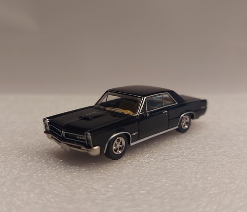 Brekina 18100 pontiac - brekina, gto