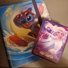Disney Lorcana Stitch Lorebook Sammelalbum + Eiskönigin Box