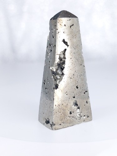 Pyrit obelisk 55 x - 55,