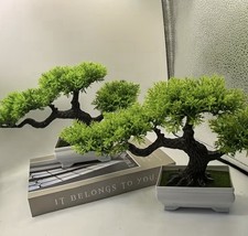 Künstlicher Bonsai-Baum im