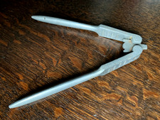 Nussknacker Nussöffner