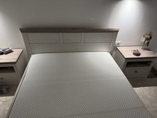 Bett mit Lattenrost, 160x200