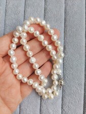 Wunderschöne Halskette aus