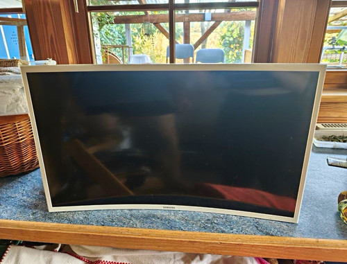 Samsung curved monitor - curved,