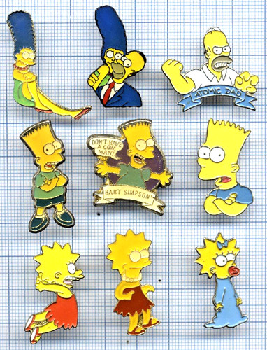 Konvolut pins familie the - 9,