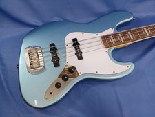 G&L Tribute JB E-Bass Lake