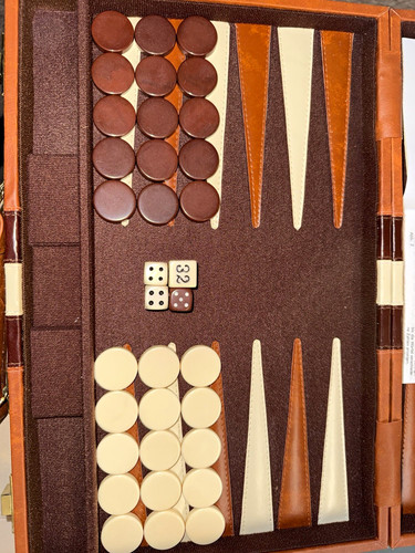 Backgammon brettspiel - brettspiel, im
