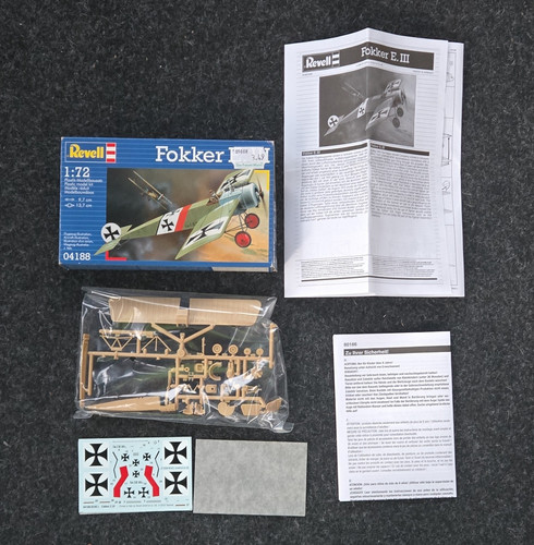 Revell 04188 fokker iii - revell,