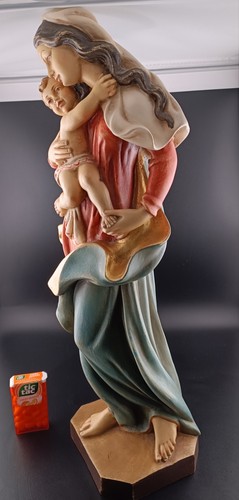 Madonna mit jesuskind - mit,