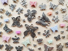 30 Teile SCHMETTERLING Anhänger Perlen und Verbinder Schmuckbastelset + Deko