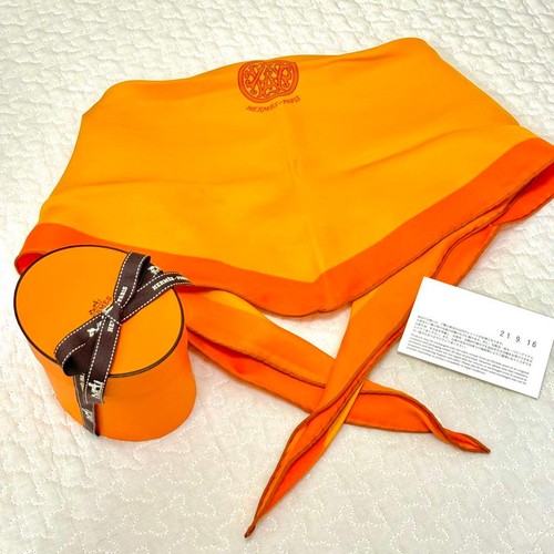 Hermes gebrauchter schal - hermes,