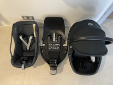 Set Coral 360 i-Size Essential Graphite mit FamilyFix 360 i-Size