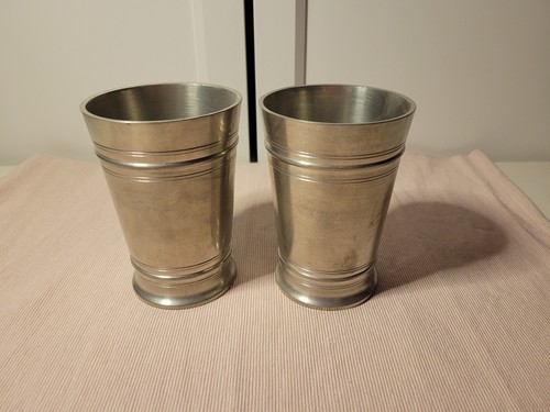 Drei zinnbecher paare von - zinnbecher,