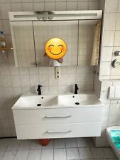 doppelwaschtisch mit unterschrank 120 cm und Spiegelschrank mit integ. Licht