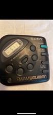 Sony FM/AM Walkman SRF-M32