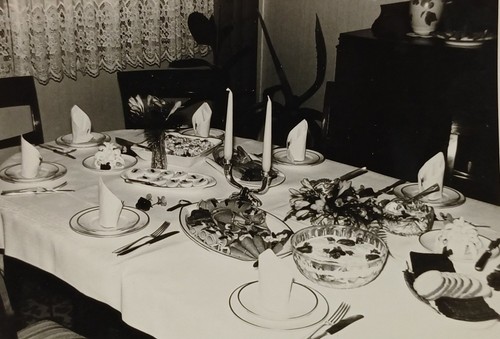 Festtafel zum geburtstag - festtafel,