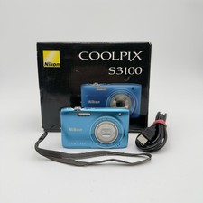 Nikon Digitalkamera Coolpix