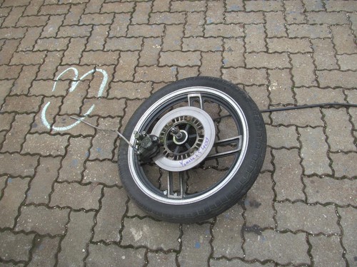 Oldtimer motorrad vorderrad - motorrad,