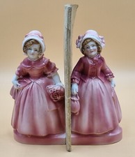 Buchstützen Biedermeierdamen