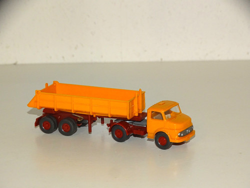 Wiking mercedes mb 1413 - 1:87,
